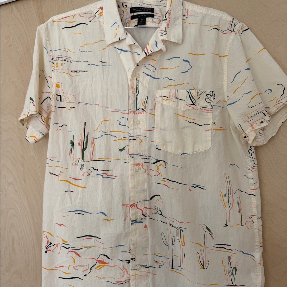 Banana Republic Cream Short-Sleeve Desert Print Button-Down Shirt
